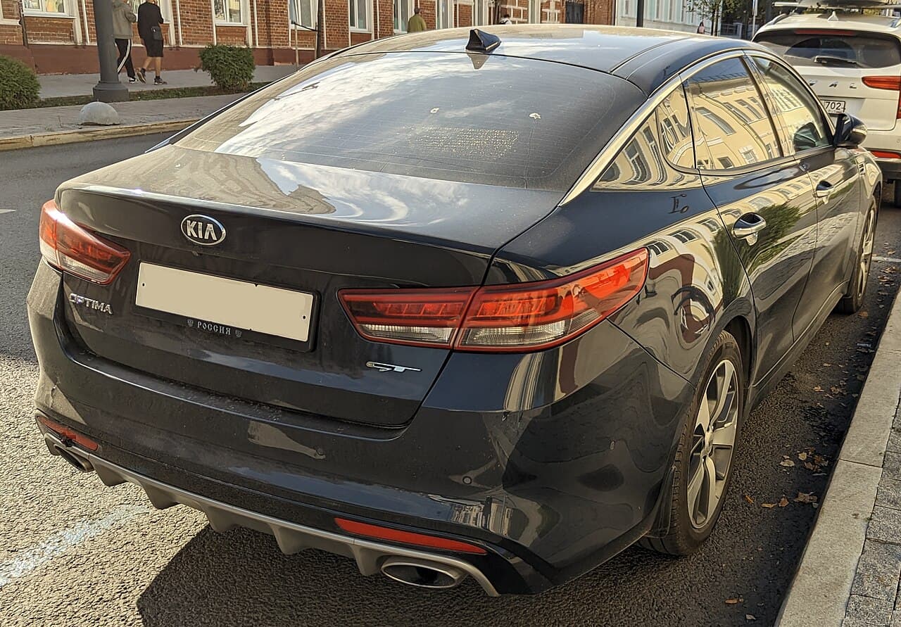 Kia Optima GT photo 2